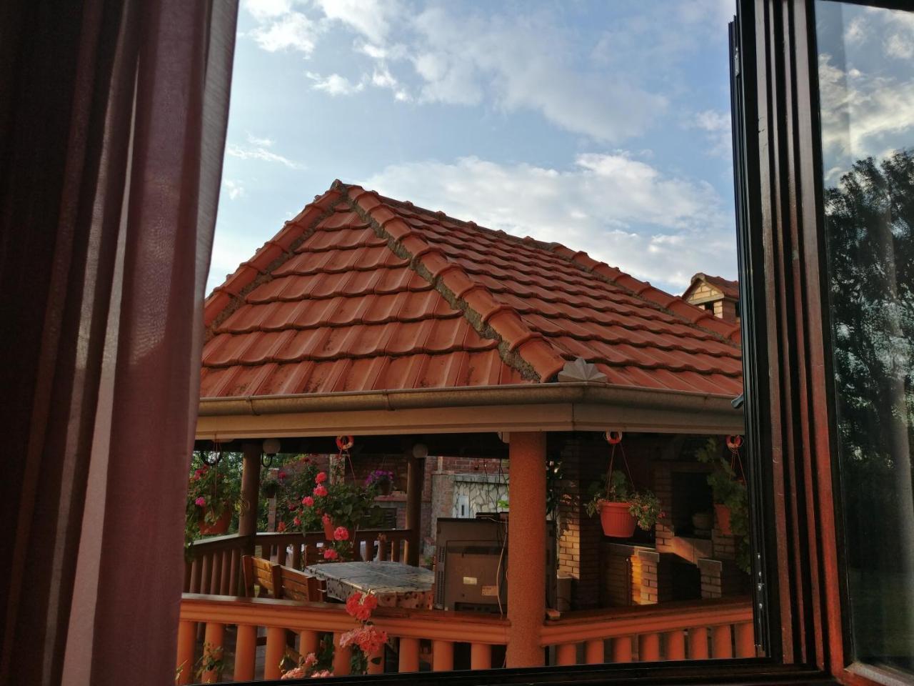 Apartmani "Dukic" Pelinovo Luaran gambar