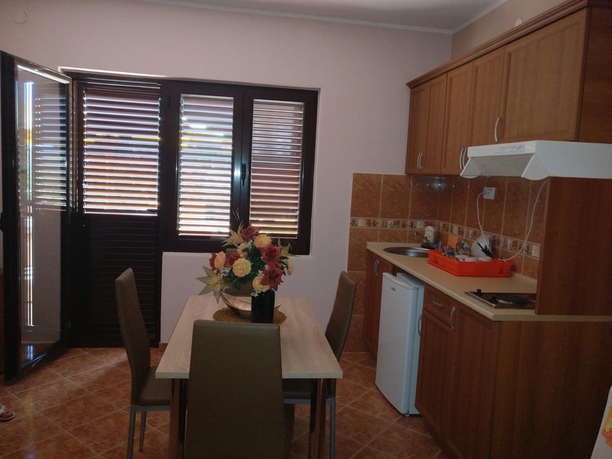 Apartmani "Dukic" Pelinovo Luaran gambar